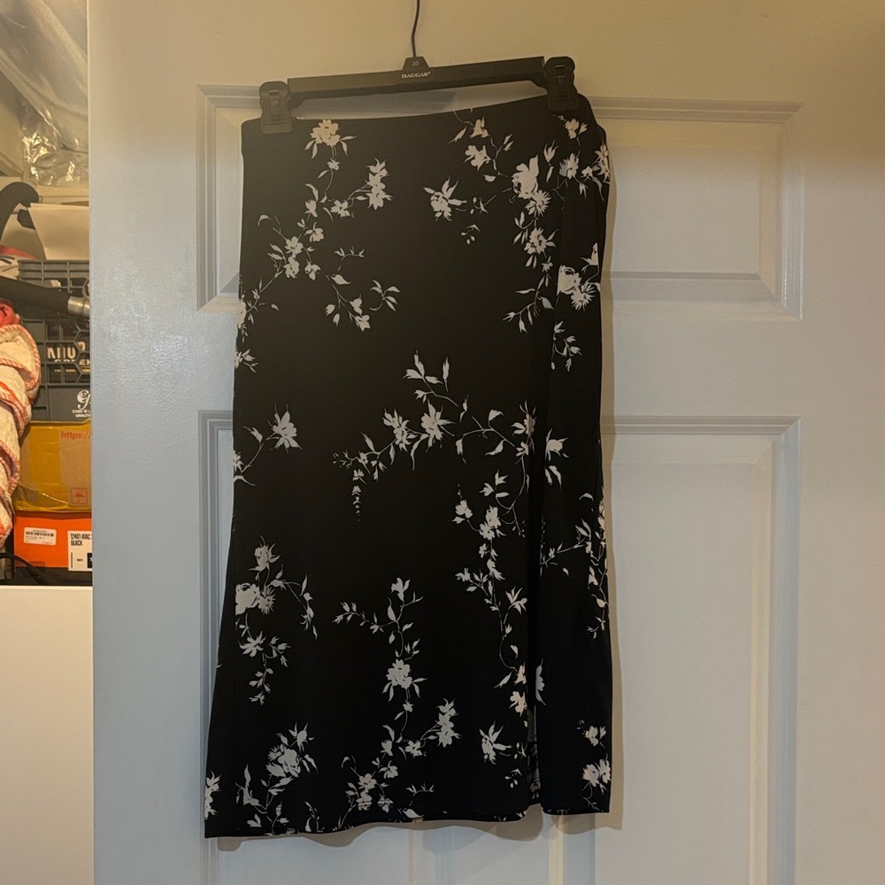 The Limited Black and White Floral A-Line Skirt